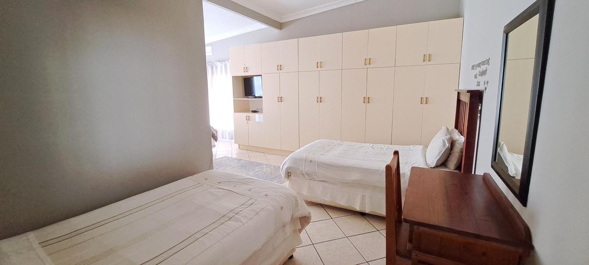 Raston Guest House Lambertʼs Bay Quarto foto