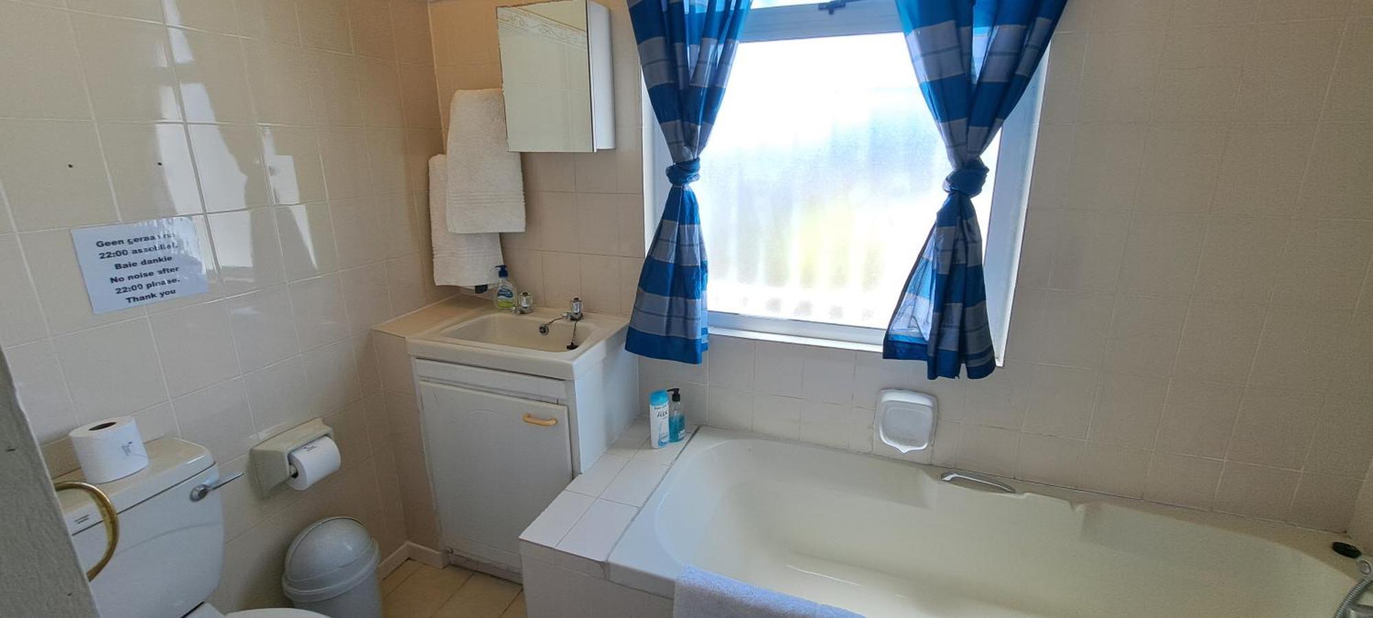 Raston Guest House Lambertʼs Bay Quarto foto